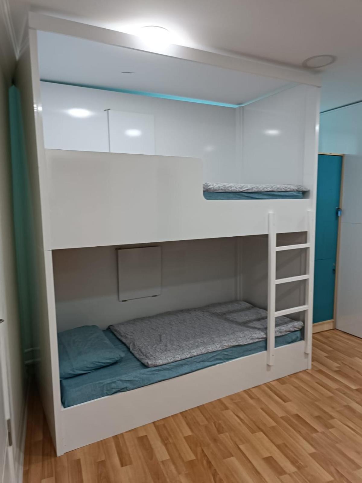 Deeps 2 Hostel *